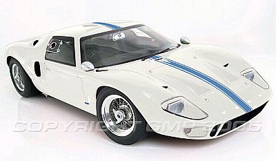 Ford GT-40 street version 1:12 scale by GMP item nr.G1201313