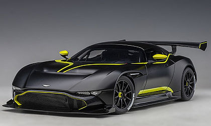 Aston Martin Vulcan • Black with Lime Green stripes • #AA70262 • www.corvette-plus.ch