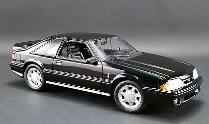 1993 Ford Mustang Cobra • Black on Black • #GMP18921 • www.corvette-plus.ch
