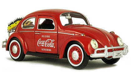 Coca-Cola Volkswagen Beetle / Käfer • Coca-Cola Trays on Luggage Rack • #MCC424067