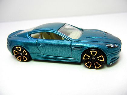 Aston Martin DBS • Hot Wheels FASTER THAN EVER 12 • #HW-V5590