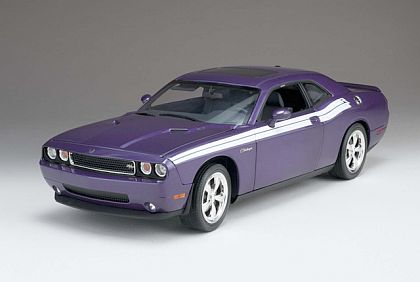 2010 Challenger R/T • Plum Crazy Purple with White side stripes • #50859 HW61