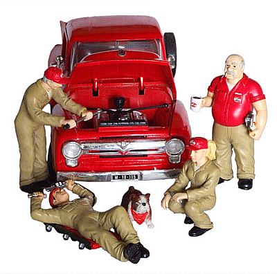 Busted Knuckle Garage Figurine set, Item #G1800121BK