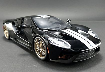 Ford GT • Black with Silver stripes • #US001B