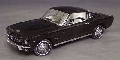 1965 Ford Mustang 2+2 Fastback • Raven Black • #ER39300