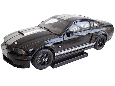 2007 Shelby GT in Black with Silver stripes, Item #DC07GT02