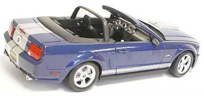 SHELBY MUSTANG GT Model Cars 1/18 scale