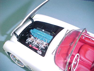 Solido 1/18 scale Diecast 8082 - Chevrolet Corvette 1953 Convertable White