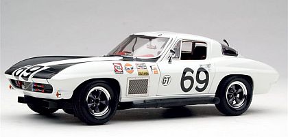 Corvette Sting Ray #69 • 1967 Sebring 12 Hours • #MB00072