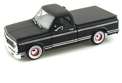 1972 Chevy Cheyenne Pick Up Truck • Primer Black • Collector's Club L/E • #JT96442