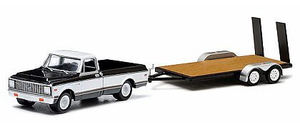 Hitch & Tow • Chevrolet Cheyenne with Flatbed Trailer • #GL32010-D